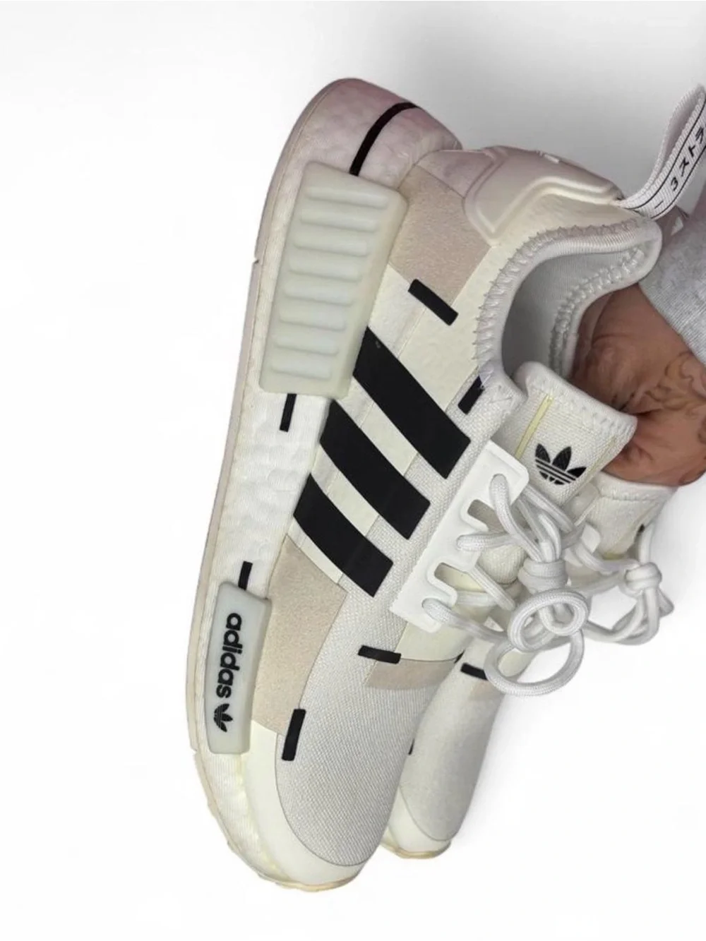 Adidas NMD R1 Carbon white sneakers with black stripes Size men’s 5